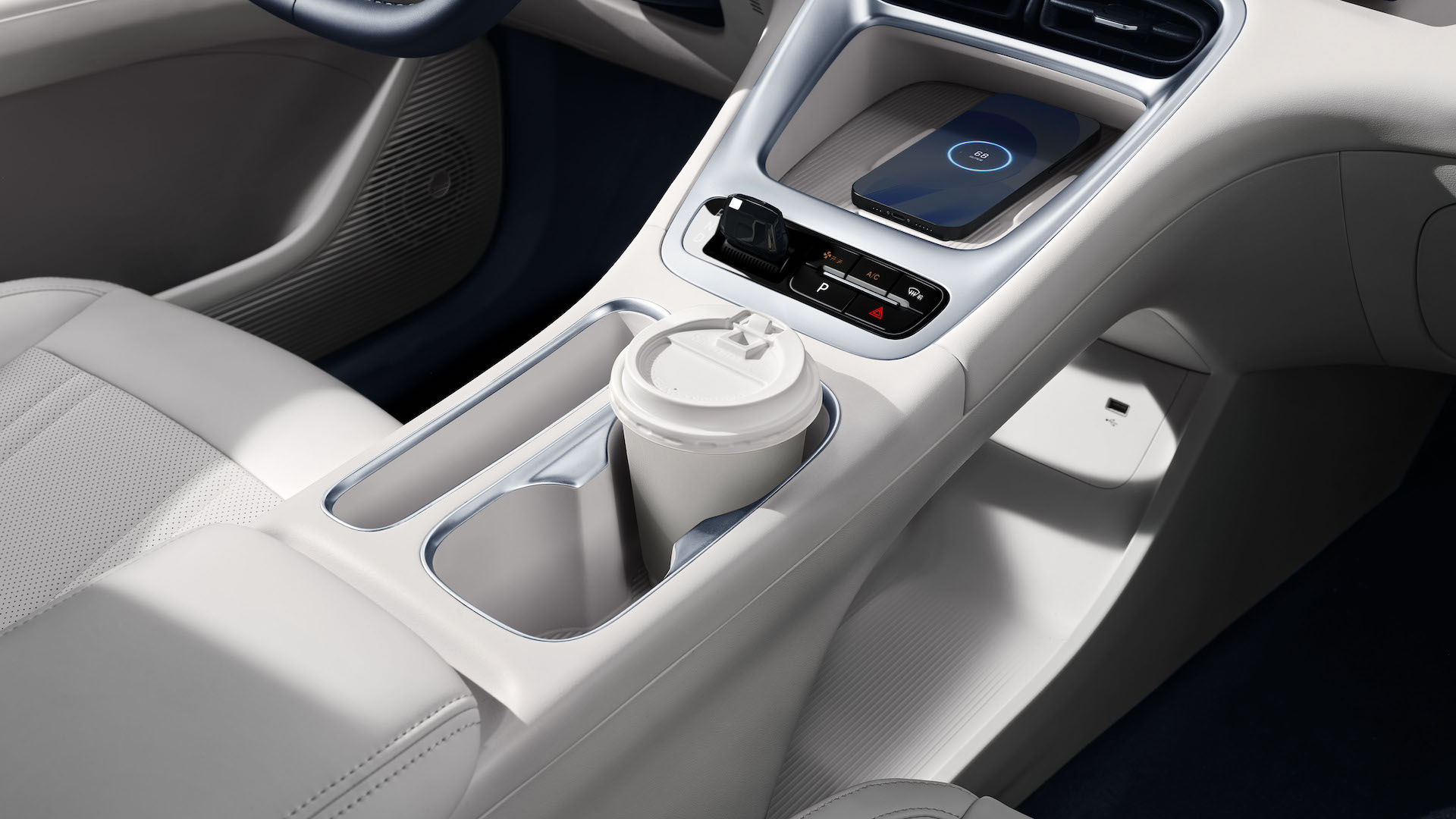 Geely Wonder Group | Geely EX2 Interior Design