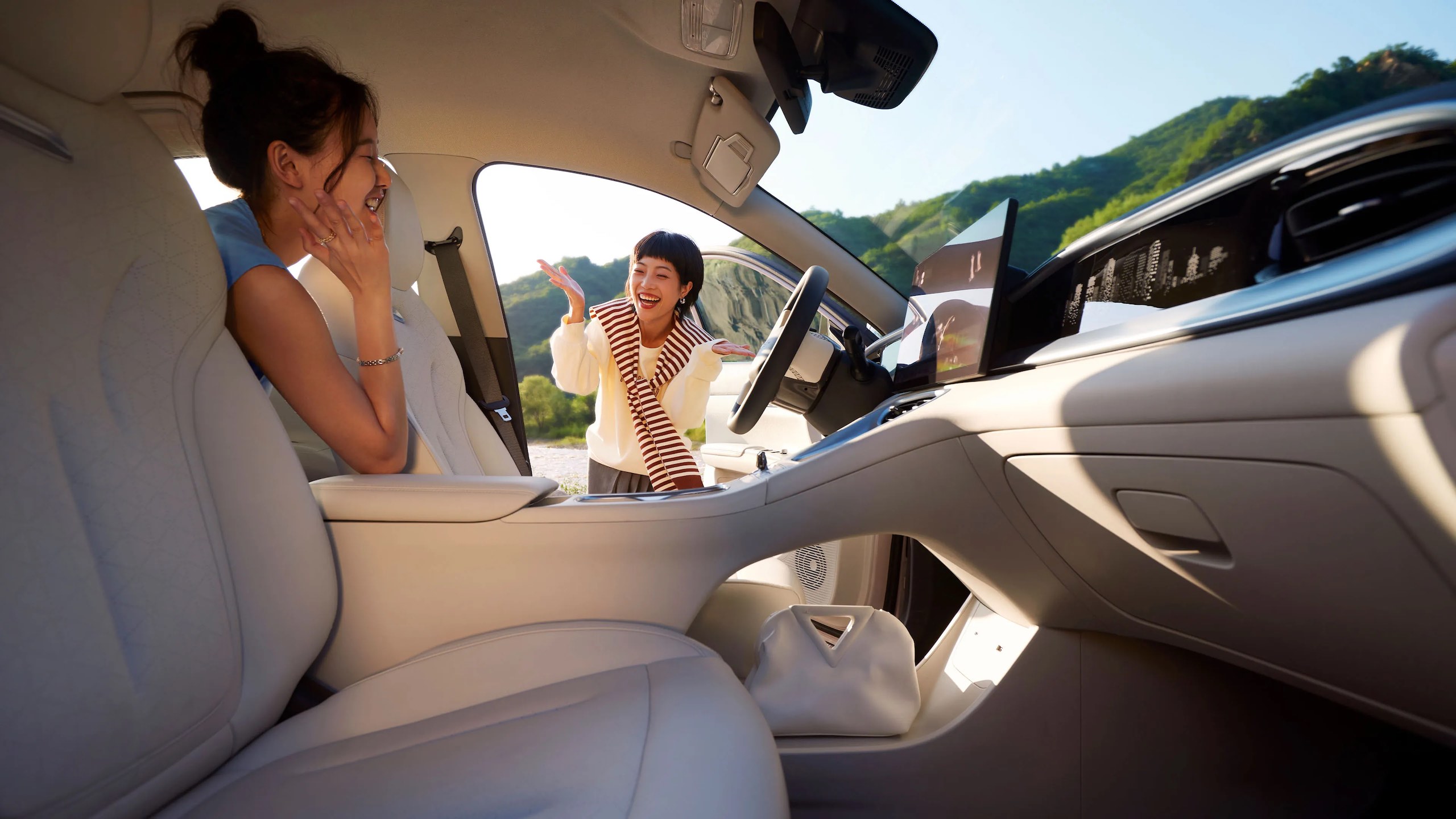 Geely Wonder Group | Geely EX2