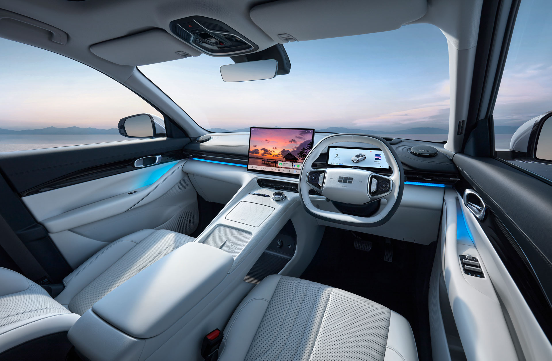 Geely Wonder Group | Geely STARRAY EM-i Interior - Ivory White